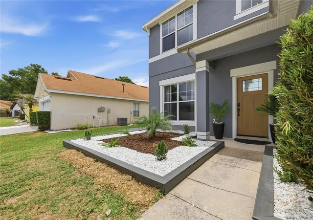 3rd image of 3097 Buckeye Pointe Dr, Winter Haven, FL 33881 | MLS# S5150948
