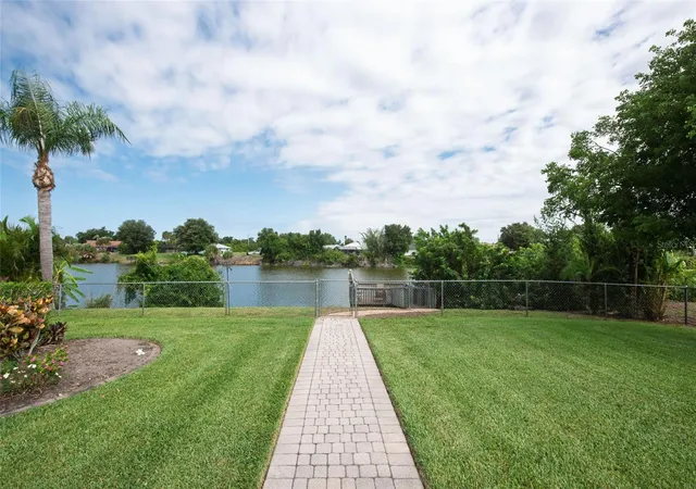 Photo 3 of Single family home for sale at 7411 Snow Dr, Englewood, FL 34224 | MLS# D6147654 | Listing updated on 2026-08-07