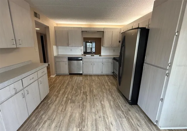 Photo 4 of Sale Pending at 8621 Shadblow Ct #4, Port Richey, FL 34668 | MLS# W7886285 | Listing updated on 2026-10-02