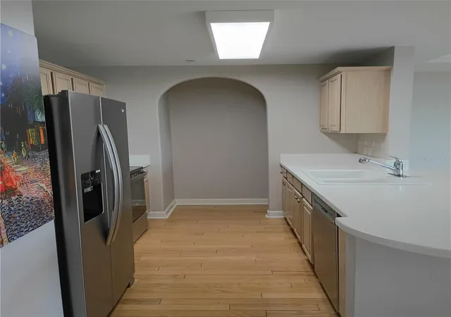4th image of 750 N Tamiami Trl #1007, Sarasota, FL 34236 | MLS# A4695449