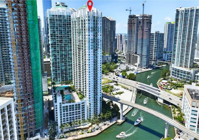 Photo 1 of Condo for sale at 31 Se 5th Street #203, Miami, FL 33131 | MLS# A4695455 | Listing updated on 2026-09-24