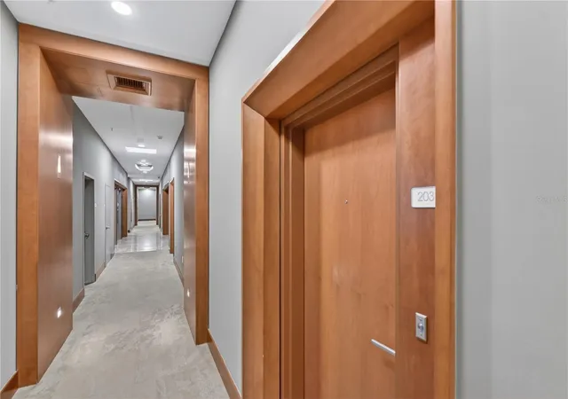 Photo 3 of Condo for sale at 31 SE 5th Street #203, Miami, FL 33131 | MLS# A4695455 | Listing updated on 2026-09-24