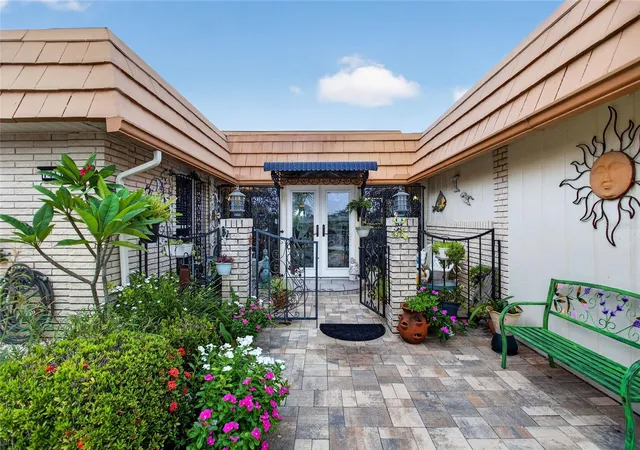 3rd image of 1411 Jacobson Cir, Sun City Center, FL 33573 | MLS# TB8514153