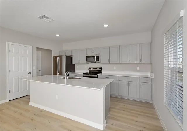 2nd image of 31725 Oyster Trellis Ln, Wesley Chapel, FL 33545 | MLS# TB8514173