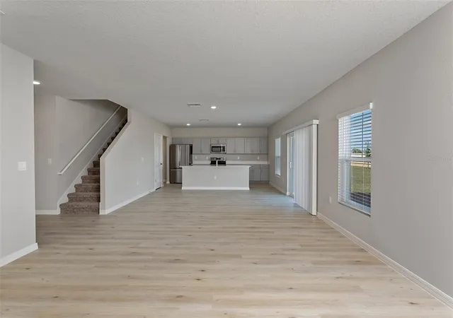 3rd image of 31725 Oyster Trellis Ln, Wesley Chapel, FL 33545 | MLS# TB8514173