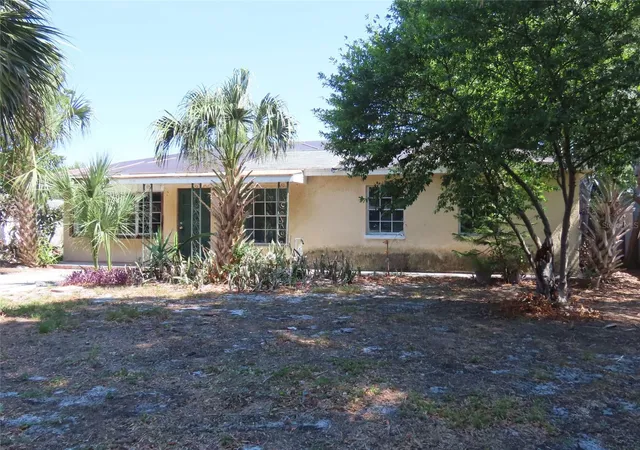 Homes for sale in Tampa, FL | 3911 W Leila Ave, Tampa, FL 33616 | MLS# TB8514181