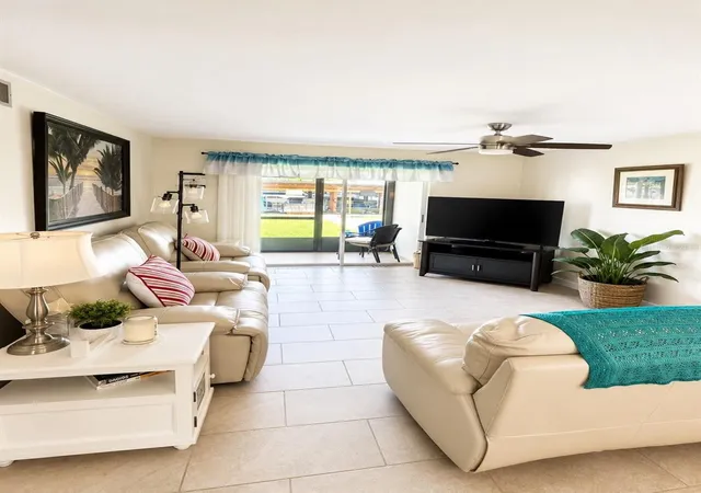 5th image of 1640 Juno Trl #102D, Astor, FL 32102 | MLS# V4949386