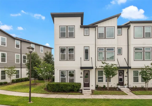 Photo 2 of Townhouse for sale at 12551 Willstatter Ave, Orlando, FL 32827 | MLS# O6412387 | Listing updated on 2026-07-03