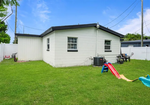 3rd image of 4333 Arch St, Orlando, FL 32808 | MLS# S5150965