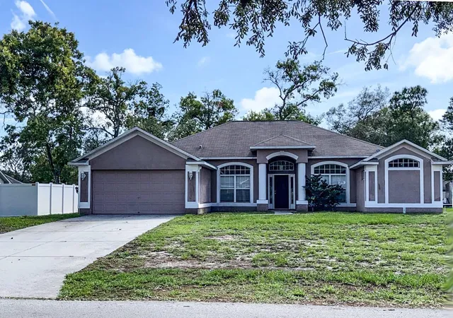 Homes for sale in Spring Hill, FL | 8414 Bay Dr, Spring Hill, FL 34606 | MLS# TB8514225