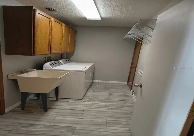 5th image of 1120 N Illinois Ave, Saint Cloud, FL 34769 | MLS# O6412413