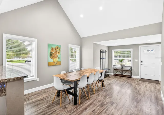 Photo 3 of Single family home for sale at 420 E Cypress St, Winter Garden, FL 34787 | MLS# O6412414 | Listing updated on 2026-08-19