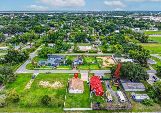 Photo 39 of Single family home for sale at 420 E Cypress St, Winter Garden, FL 34787 | MLS# O6412414 | Listing updated on 2026-08-19