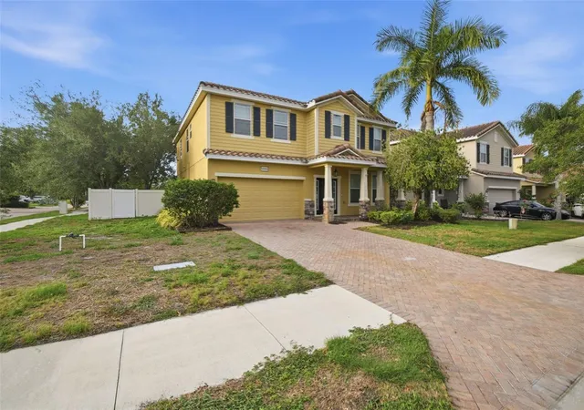 Photo 1 of Single family home for sale at 5654 Aaron Ct, Sarasota, FL 34232 | MLS# O6412415 | Listing updated on 2026-08-17