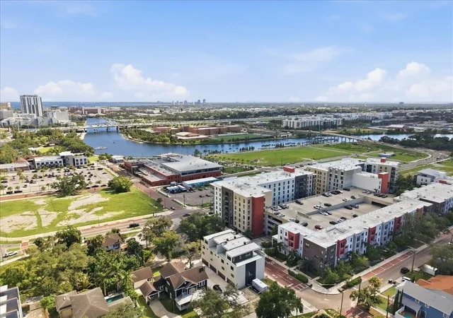Photo 3 of Townhouse for sale at 2119 N Ola Ave, Tampa, FL 33602 | MLS# TB8514234 | Listing updated on 2026-09-26
