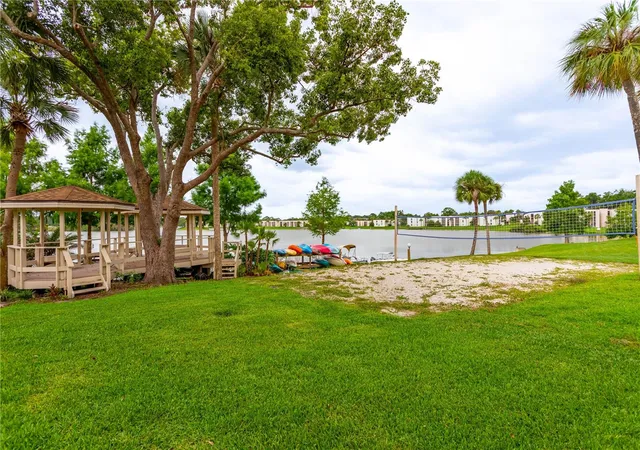 2nd image of 618 Orange Dr, ALTAMONTE SPRINGS, FL 32701