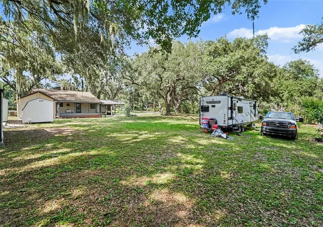18th image of 231 Duke Simms Rd, Brandon, FL 33511 | MLS# TB8514240