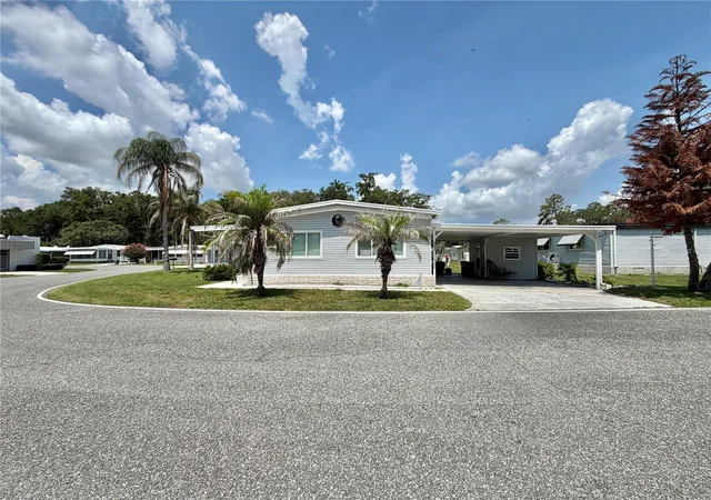 Photo 1 of Manufactured home for sale at 101 Tamarisk Way, Leesburg, FL 34748 | MLS# G5113138 | Listing updated on 2026-09-30