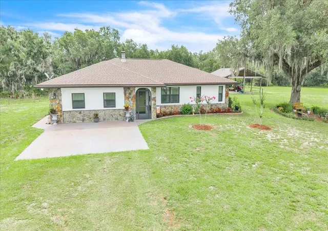1st image of 4806 Sw County Road 769, Arcadia, FL 34269 | MLS# C7526799