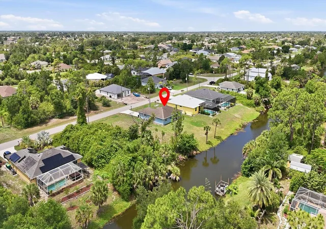 5th image of 150 Baytree Dr, Rotonda West, FL 33947 | MLS# D6147657