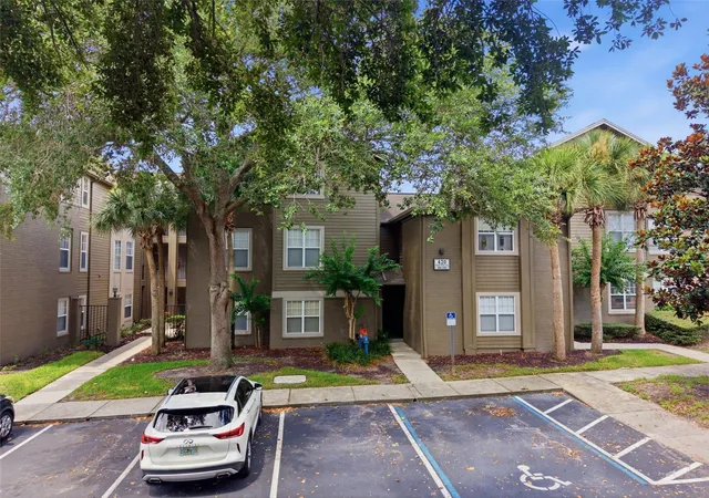 2nd image of 420 Smt Ridge Pl, LONGWOOD, FL 32779
