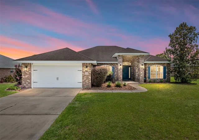 Photo 1 of Single family home for sale at 6746 Se 12th Place, Ocala, FL 34472 | MLS# OM725754 | Listing updated on 2026-07-25