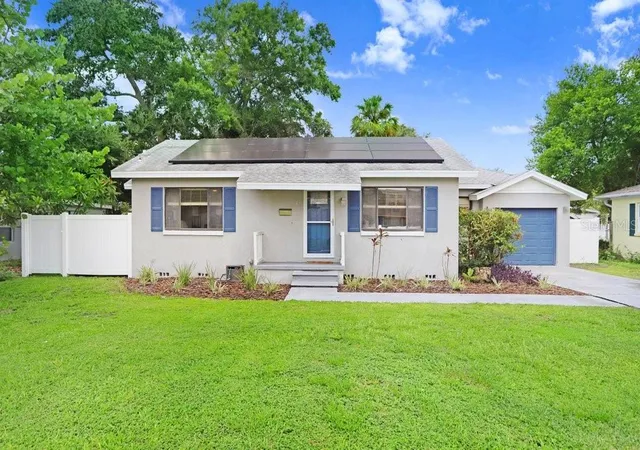 Homes for sale in Tampa, FL | 4415 W Bay Villa Ave, Tampa, FL 33611 | MLS# TB8514254