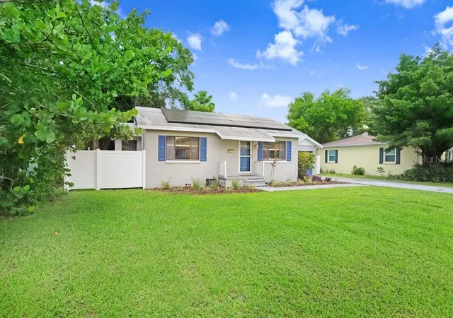 Homes for sale in Tampa, FL | 4415 W Bay Villa Ave, Tampa, FL 33611 | MLS# TB8514254