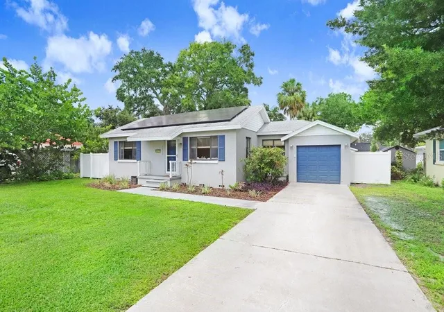 Homes for sale in Tampa, FL | 4415 W Bay Villa Ave, Tampa, FL 33611 | MLS# TB8514254