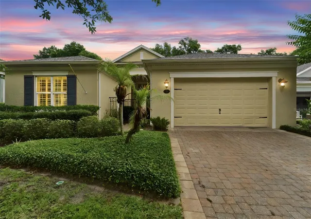 image of 125 Asterbrooke Dr, Deland, FL 32724 | MLS# V4949390