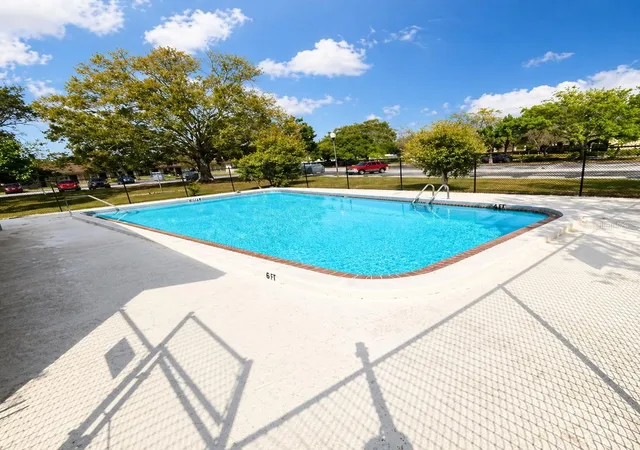 18th image of 2501 Harn Blvd #H27, Clearwater, FL 33764 | MLS# TB8514282