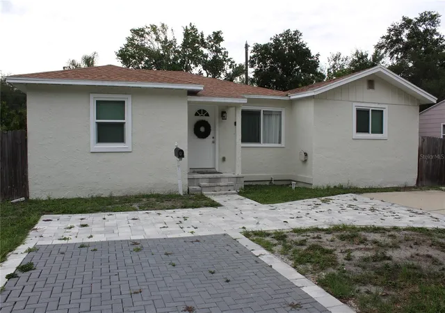 Photo 2 of Single family home for sale at 6014 Cedar St Ne, St Petersburg, FL 33703 | MLS# G5113146 | Listing updated on 2026-10-13