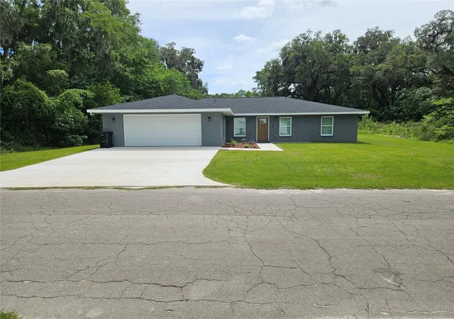 Photo 1 of Single family home for sale at 51 Ne 10th Street, Williston, FL 32696 | MLS# OM725759 | Listing updated on 2026-08-16