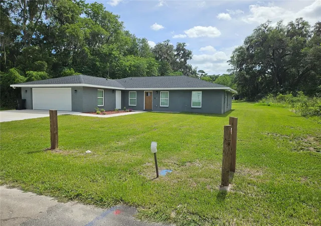 Photo 3 of Single family home for sale at 51 Ne 10th Street, Williston, FL 32696 | MLS# OM725759 | Listing updated on 2026-08-16