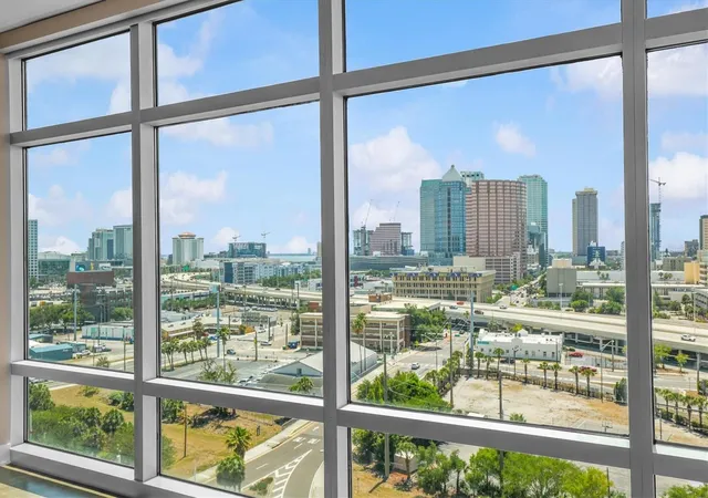 2nd image of 1120 E Kennedy Blvd #1216, Tampa, FL 33602 | MLS# TB8514292