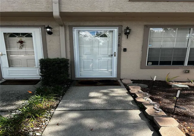 Photo 2 of Townhouse for sale at 2118 Fletchers Point Cir, Tampa, FL 33613 | MLS# TB8514294 | Listing updated on 2026-09-24