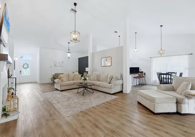 Photo 4 of Single family home for sale at 9114 16th Avenue Cir NW, Bradenton, FL 34209 | MLS# A4695494 | Listing updated on 2026-09-05