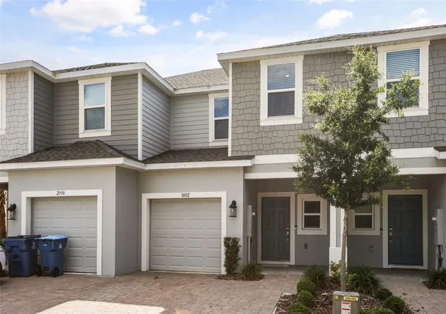 Photo 2 of Townhouse for sale at 3002 Canary Ave, Davenport, FL 33837 | MLS# O6412486 | Listing updated on 2026-06-03