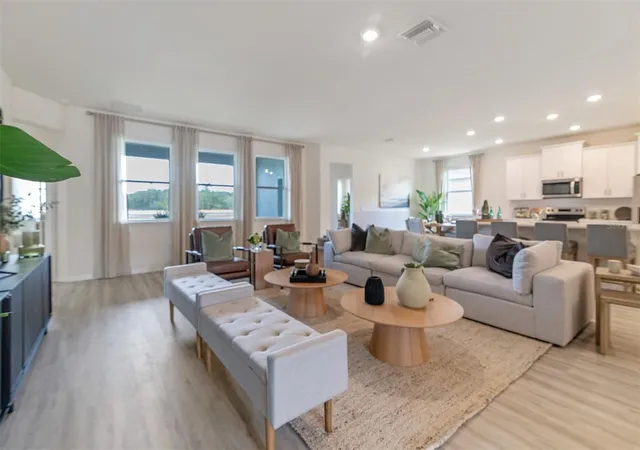 2nd image of 3001 Kingsman Trl, Ormond Beach, FL 32174 | MLS# O6412490