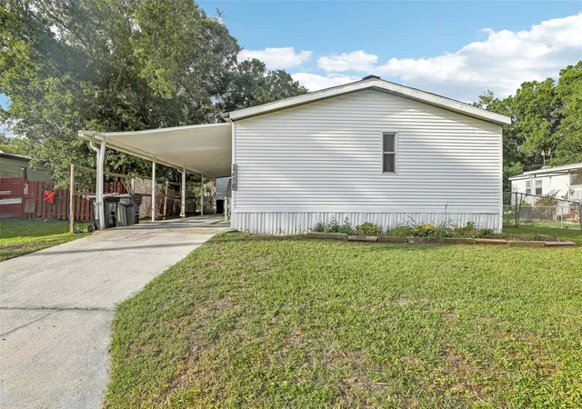2nd image of 2638 Sea Oats Cir S, Lakeland, FL 33815 | MLS# TB8514309