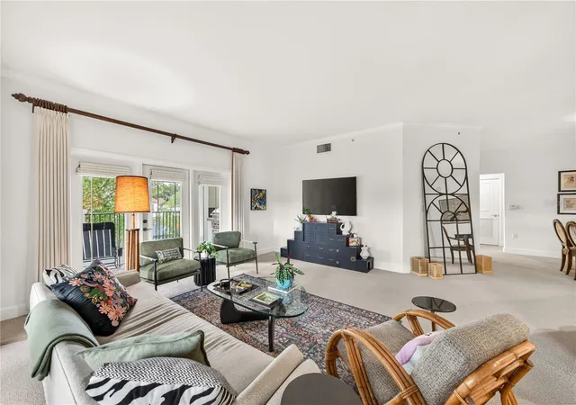 Homes for sale in Orlando, FL | 2305 Edgewater Dr #1210, Orlando, FL 32804 | MLS# O6412500