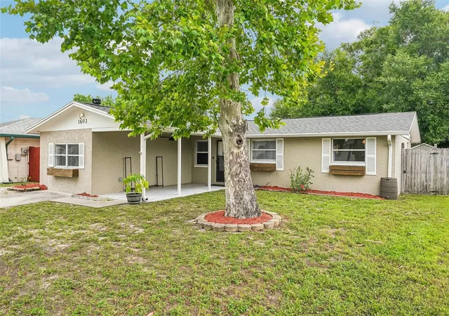 2nd image of 1603 Fox Run Dr, Tarpon Springs, FL 34689 | MLS# TB8514327