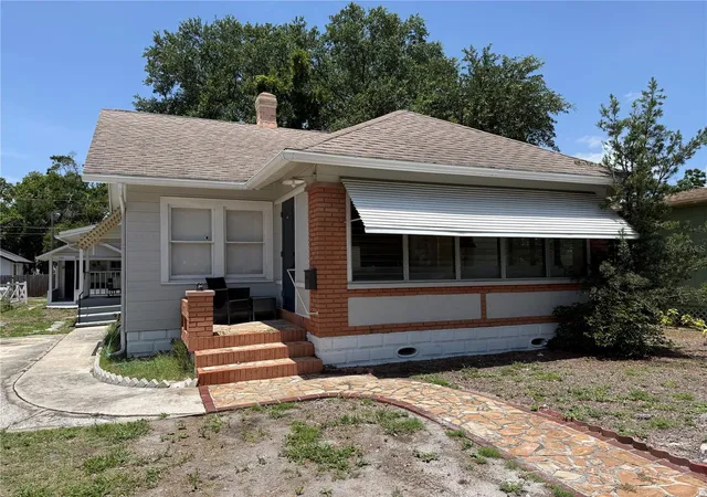 1st image of 2521 4th St S, Saint Petersburg, FL 33705 | MLS# TB8514346