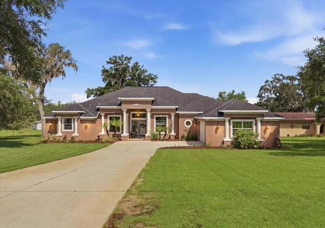 3rd image of 3028 S Davis Lake Dr, Inverness, FL 34450 | MLS# TB8514355
