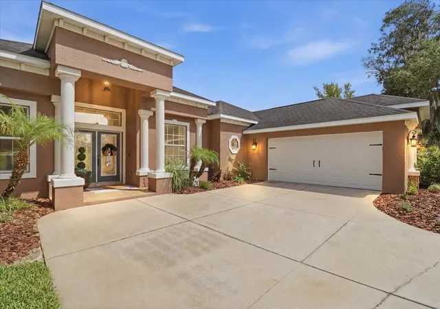 4th image of 3028 S Davis Lake Dr, Inverness, FL 34450 | MLS# TB8514355