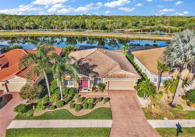2nd image of 11360 Dancing River Dr, Venice, FL 34292 | MLS# D6147661
