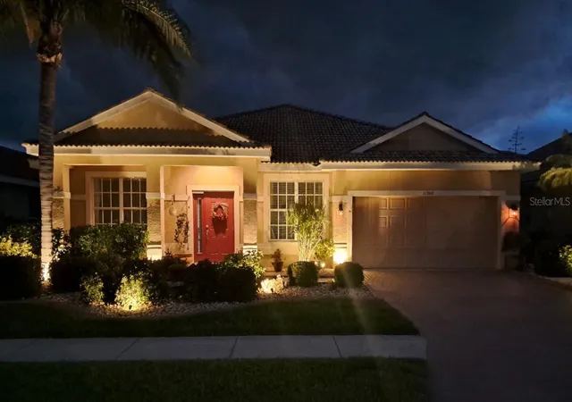 3rd image of 11360 Dancing River Dr, Venice, FL 34292 | MLS# D6147661