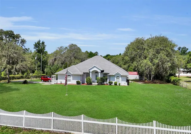 1st image of 5260 Sw 176th Ave, Dunnellon, FL 34432 | MLS# OM725774