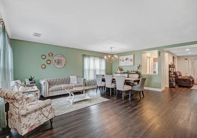 Photo 3 of Single family home for sale at 16755 Sunrise Vista Dr, Clermont, FL 34714 | MLS# TB8514365 | Listing updated on 2026-08-09