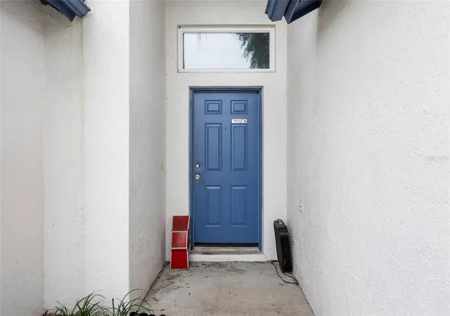 Photo 4 of Sale Pending at 11019 Connacht Way, Tampa, FL 33610 | MLS# TB8514366 | Listing updated on 2026-08-05